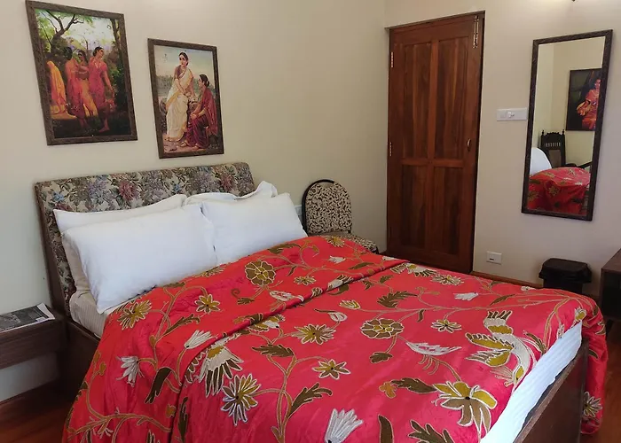 Habba Kadal Kashmiri Heritage Hotel & Hub