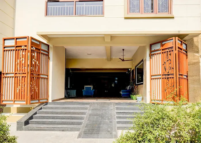 Super Collection O Vellore Near Cmc Hospital Formerly Geetha Residency