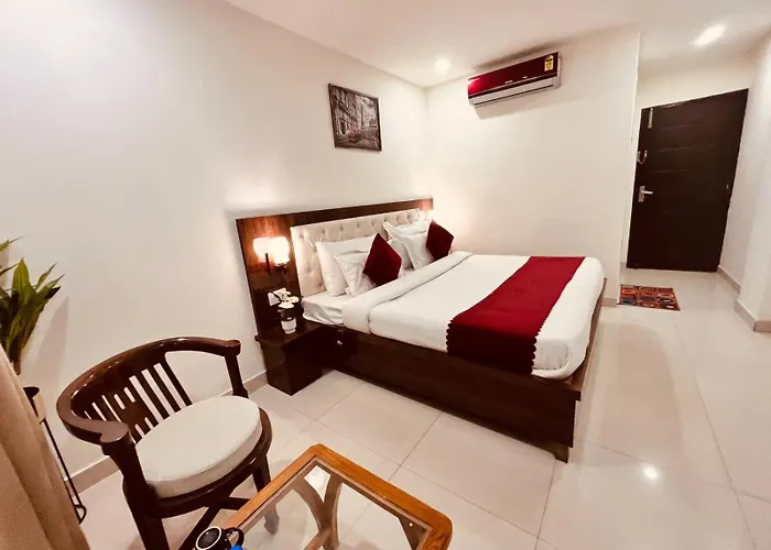 Hotel The Pacific Paradise, Opposite Shantikunj - Haridwar