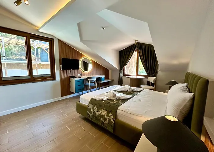 Castello By Mediterra Hotel