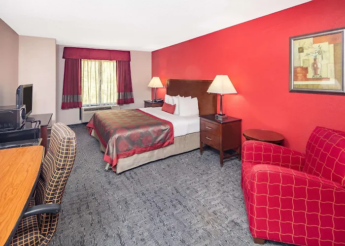 Ramada By Wyndham Alpharetta Atlanta North