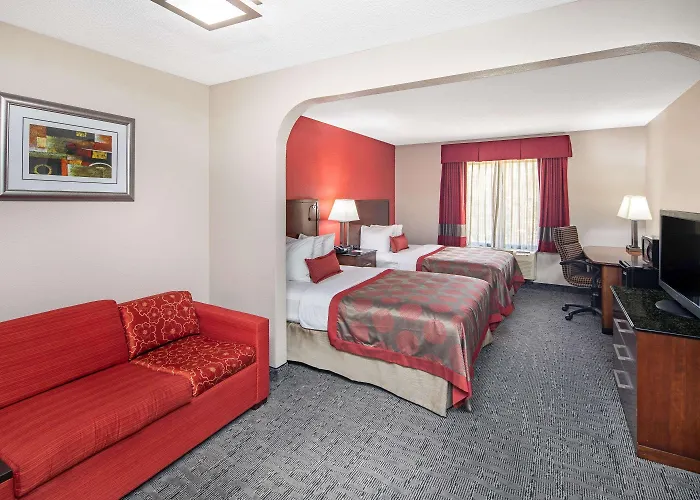 Ramada By Wyndham Alpharetta Atlanta North