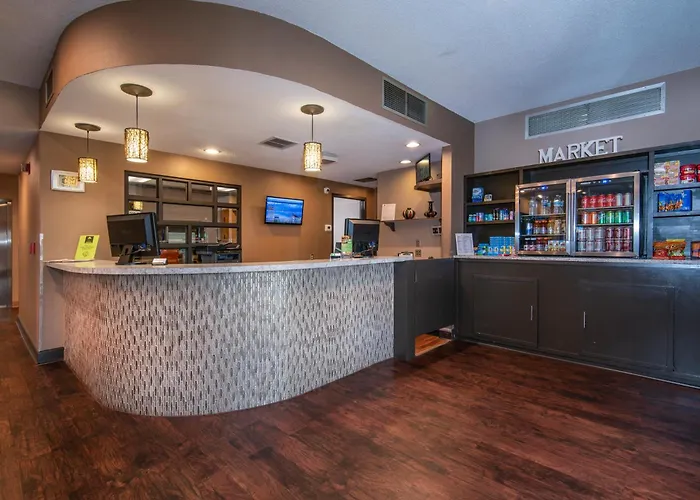 Guest Inn & Suites - Midtown Medical Center