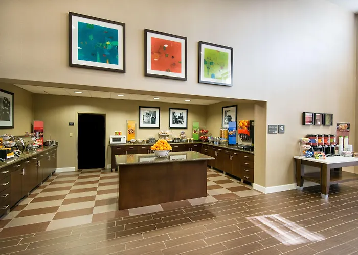 Hampton Inn & Suites Fort Myers Beach/Sanibel Gateway