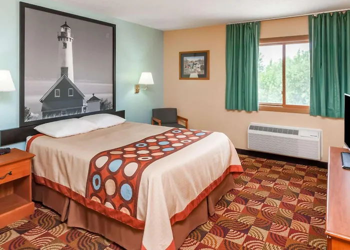 Super 8 By Wyndham Shipshewana