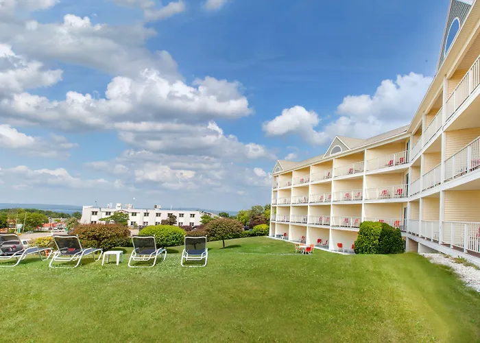 Apple Tree Inn; Surestay Collection By Best Western