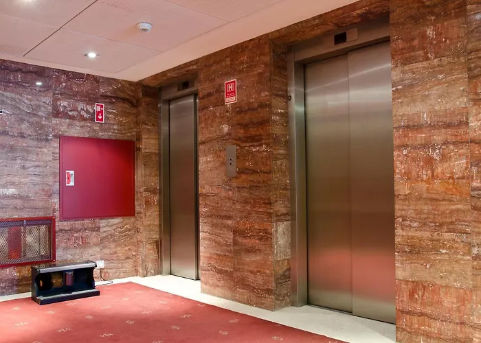 VIP Executive Entrecampos - Hotel&Conference