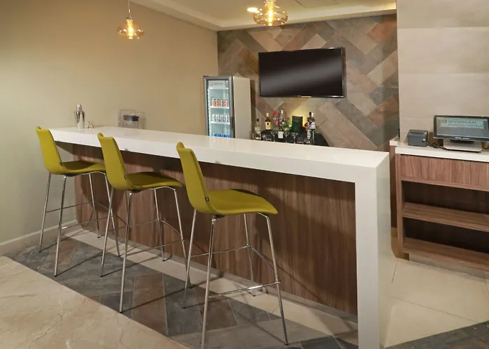 Wyndham Garden Monterrey Valle Real