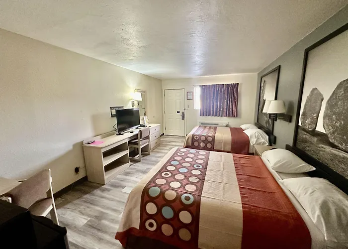 Super 8 By Wyndham Athens Tx