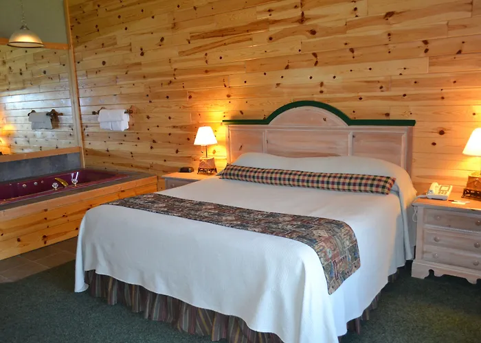 Crooked River Lodge