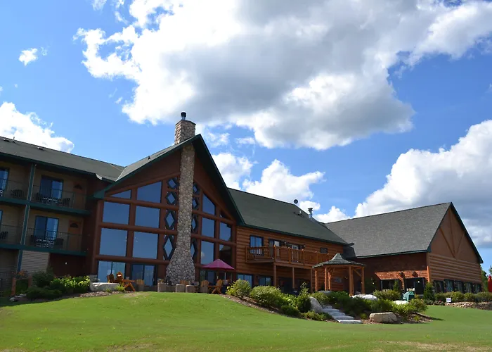 Crooked River Lodge