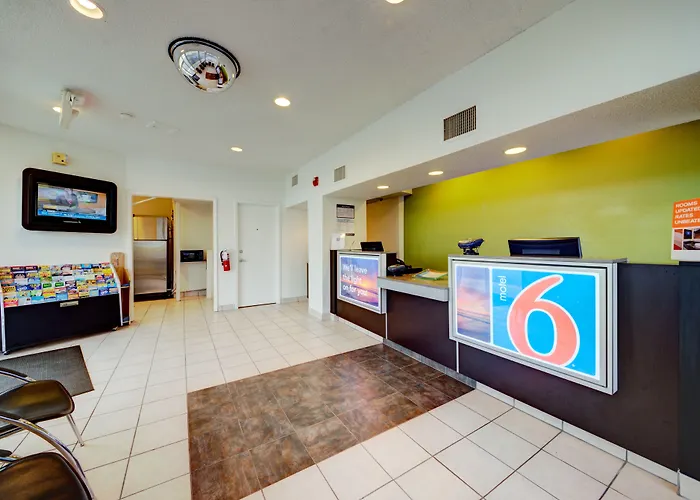 Motel 6-Cocoa Beach, Fl