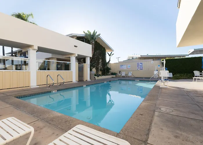 Sandpiper Lodge - Santa Barbara