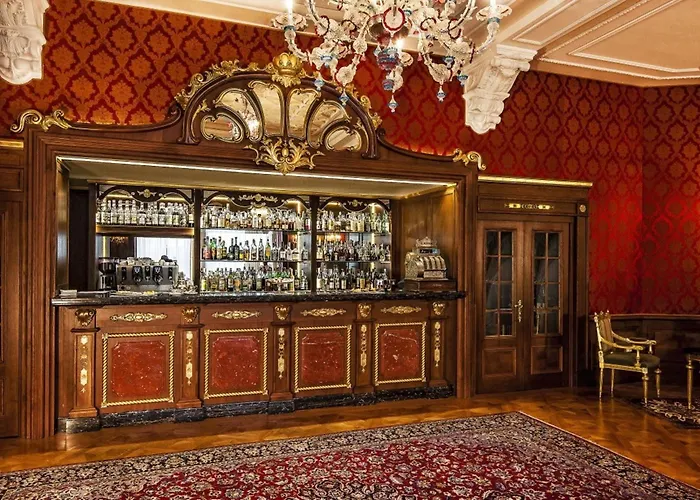 Hotel Regina Palace
