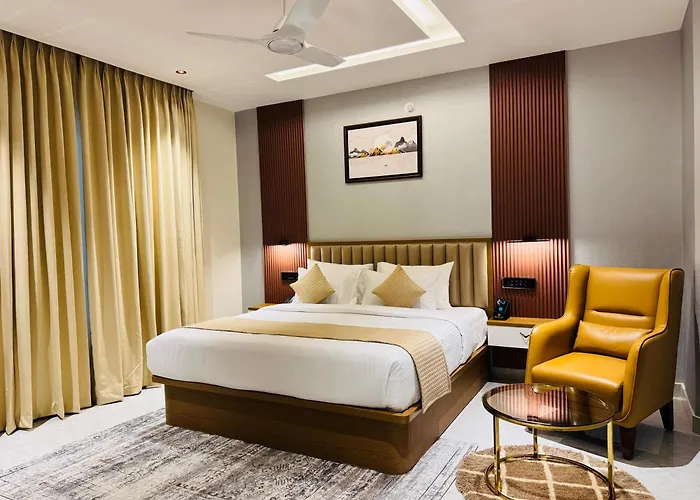 Royal Ace Boutique Hotel - Bhartiya City