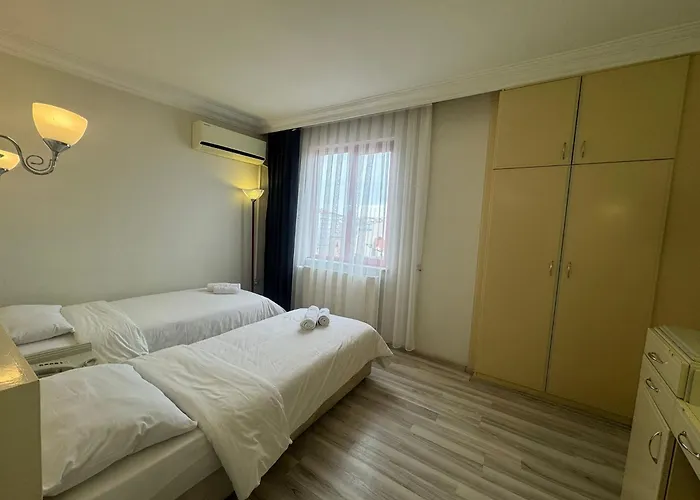 S Celik Royal Otel