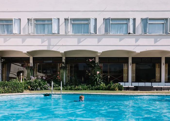 Apollo Hotel