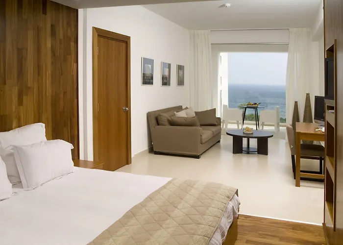 Napa Mermaid Hotel & Suites