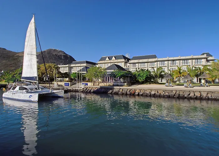 Le Suffren Hotel&Marina