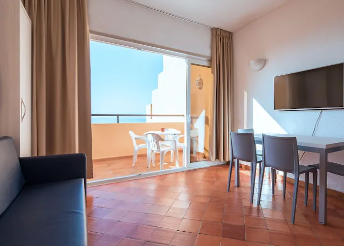 Meia Praia Lagos - Beach Club Apartments