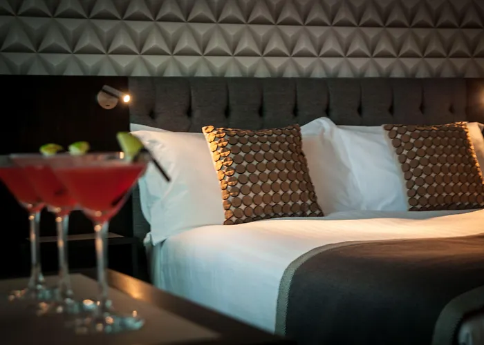 Oriel House Hotel
