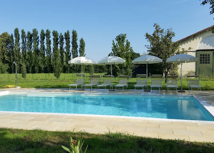 Hotel Venice Resort Airport
