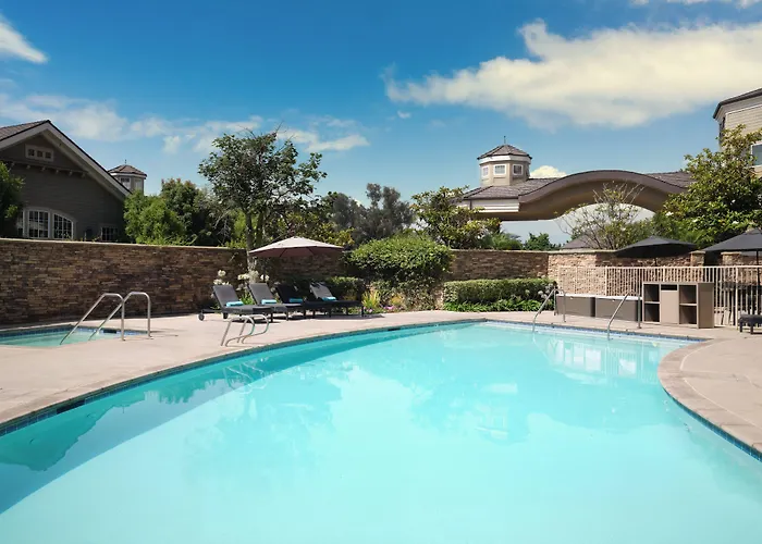 West Inn&Suites