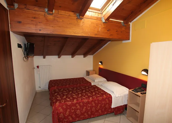 Hotel Mantegna Stazione, Mantegnahotels