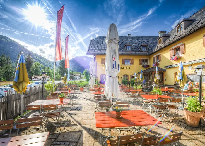 Land-Gut-Hotel Restaurant Alpenglück