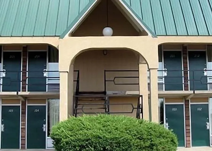 Mariann Travel Inn Scottsburg
