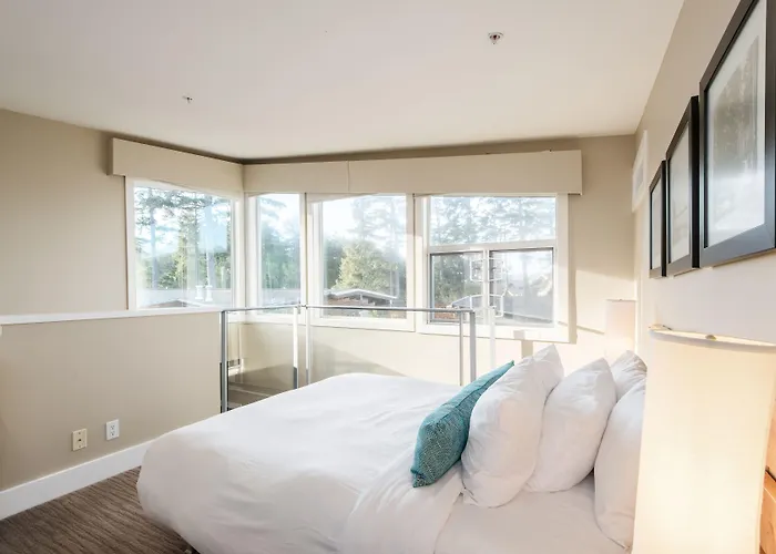 Cox Bay Beach Resort