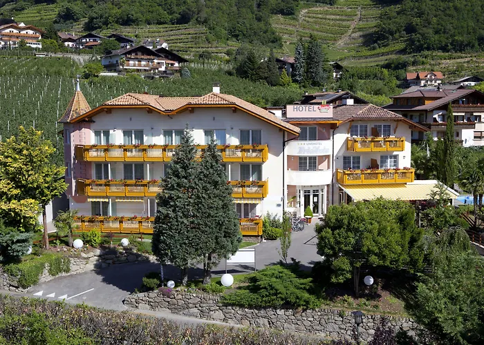 Ruster Resort