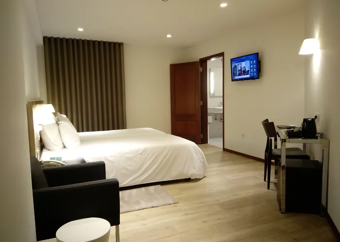 Hotel Aveiro Center
