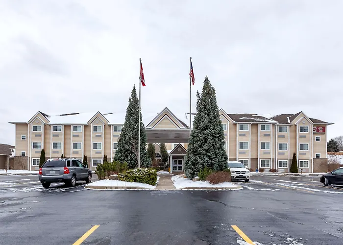 Best Western Plus Woodstock Inn&Suites