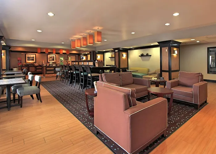 Hampton Inn Defiance