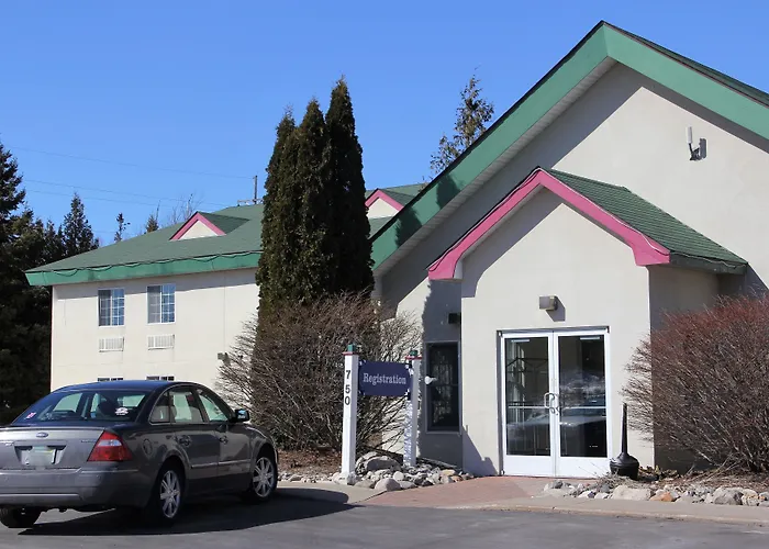 Up North Hotel Formerly Voyager Inn