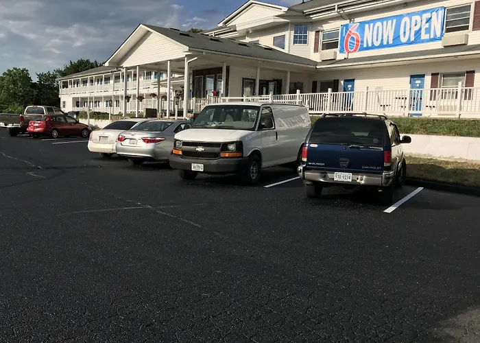 Motel 6-Front Royal, Va