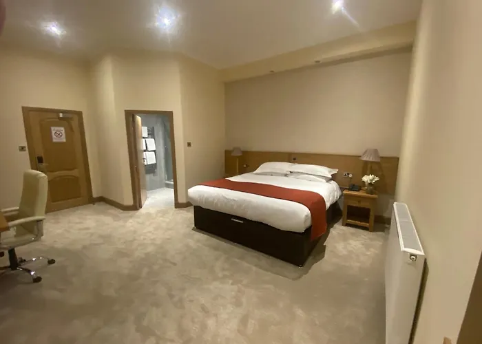 The City Hotel