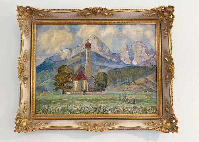 Villa Fantasia Budget Boutique Hotel