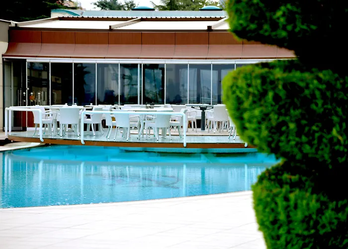 Hotel Hegsagone Marine Asia