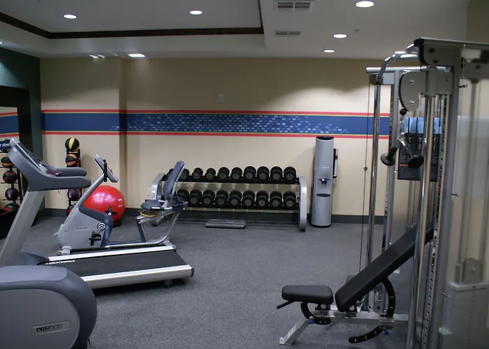 Hampton Inn & Suites Center