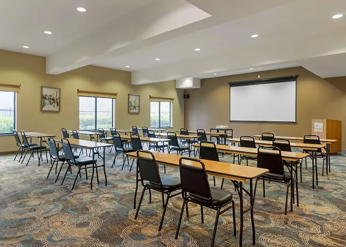 Best Western Plus Lacey Inn & Suites