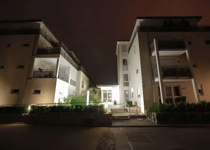Boardinghouse Home - Adults Only -