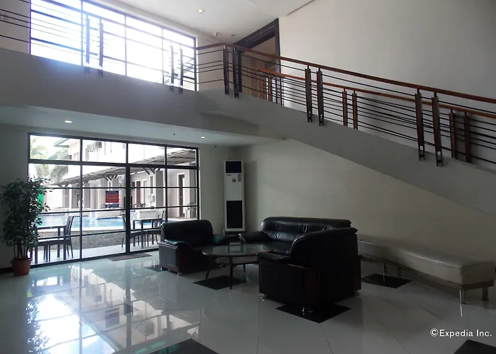 Circle Inn Hotel And Suites Bacolod