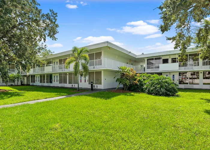 Baymont By Wyndham Orlando Lake Buena Vista South