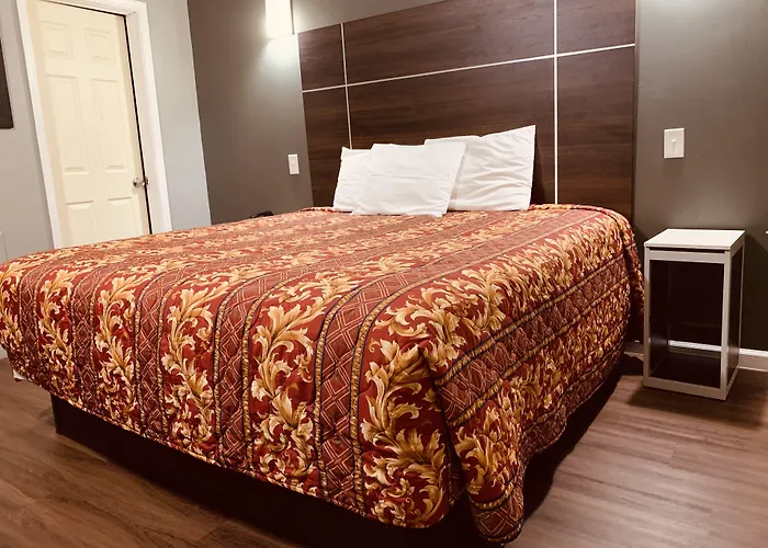 Red Carpet Inn - Norristown