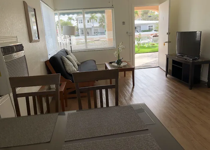 Coral Key Inn