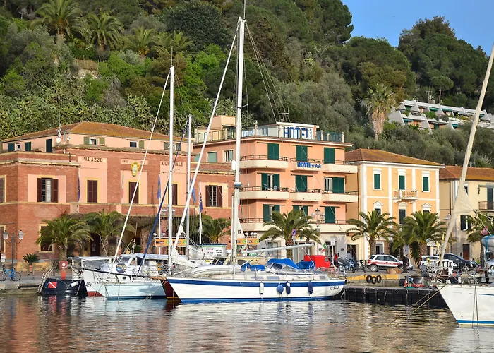 Hotel Belmare