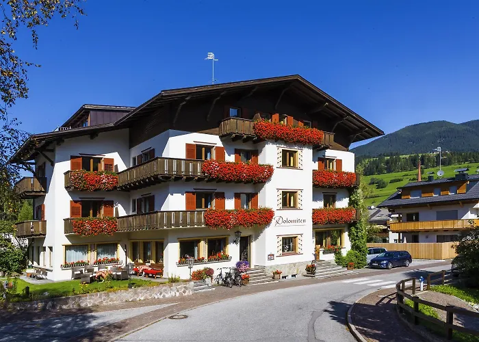 Hotel Dolomiten
