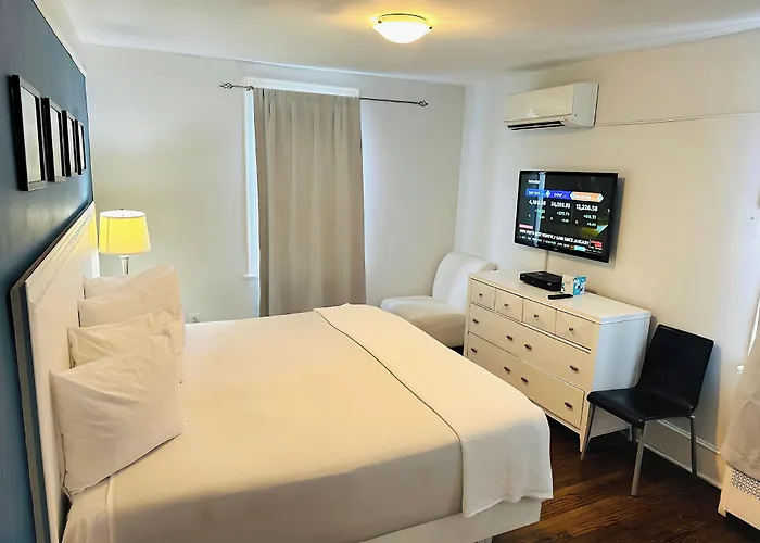 Long Beach Hotel